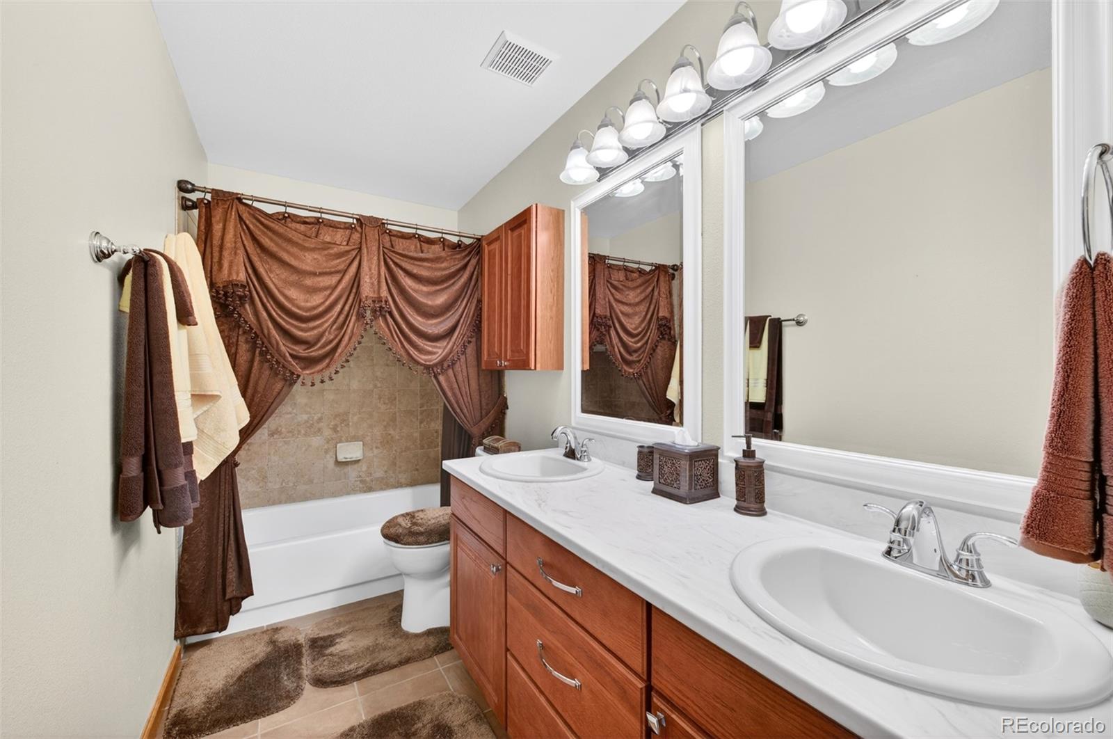 MLS Image #26 for 5849 s danube circle,aurora, Colorado