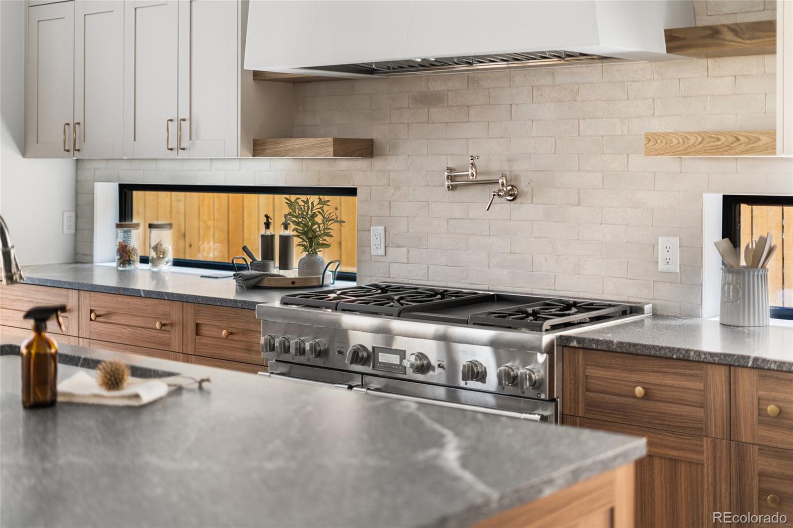 MLS Image #12 for 420 s humboldt street,denver, Colorado