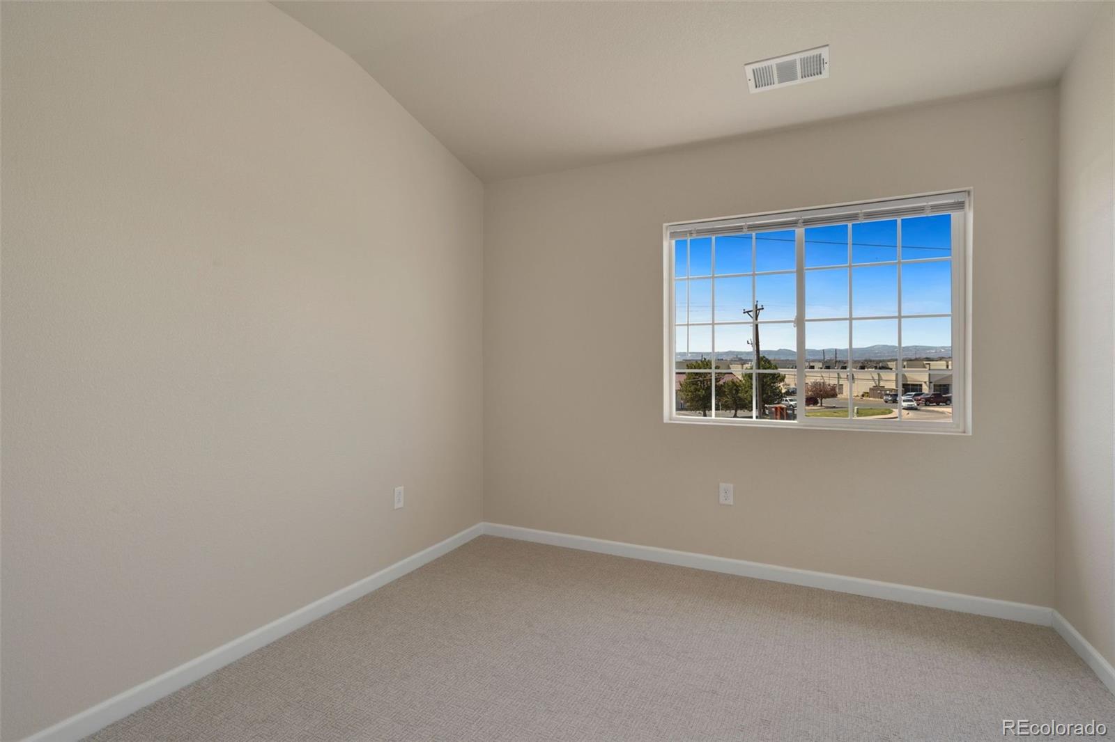 MLS Image #13 for 875 e 78th avenue,denver, Colorado