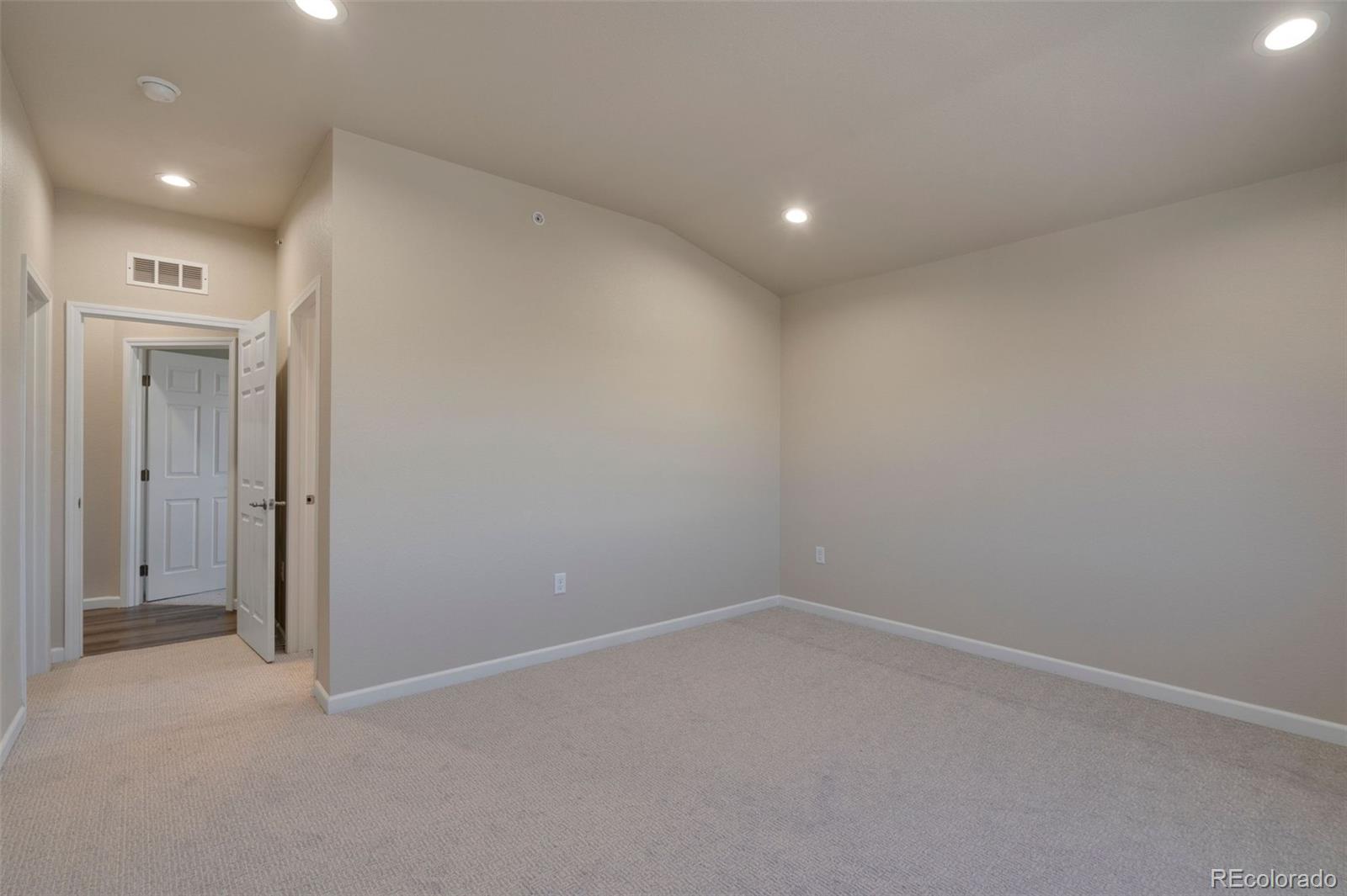 MLS Image #21 for 875 e 78th avenue,denver, Colorado