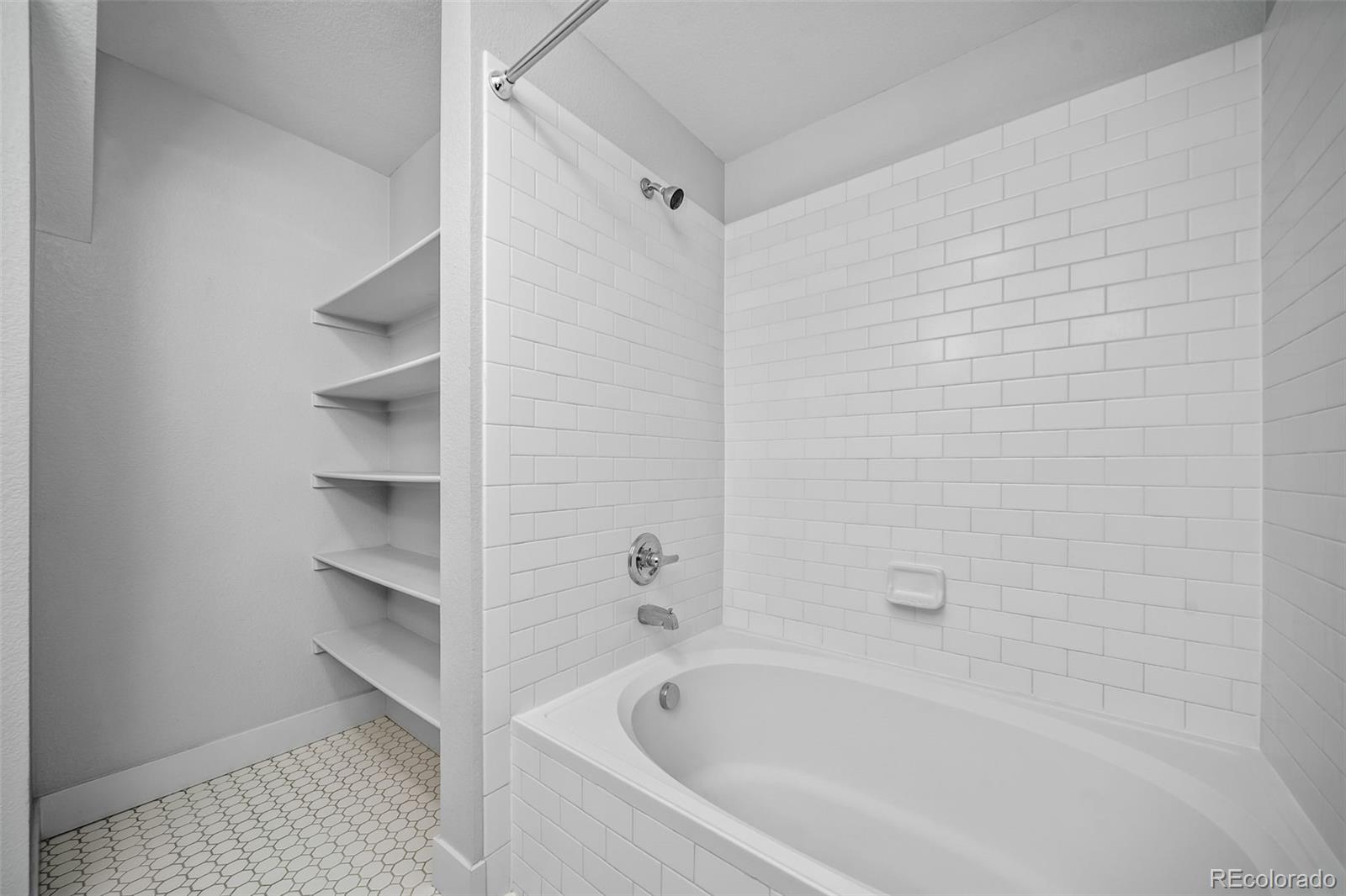 MLS Image #30 for 3890 s dayton street 301,aurora, Colorado