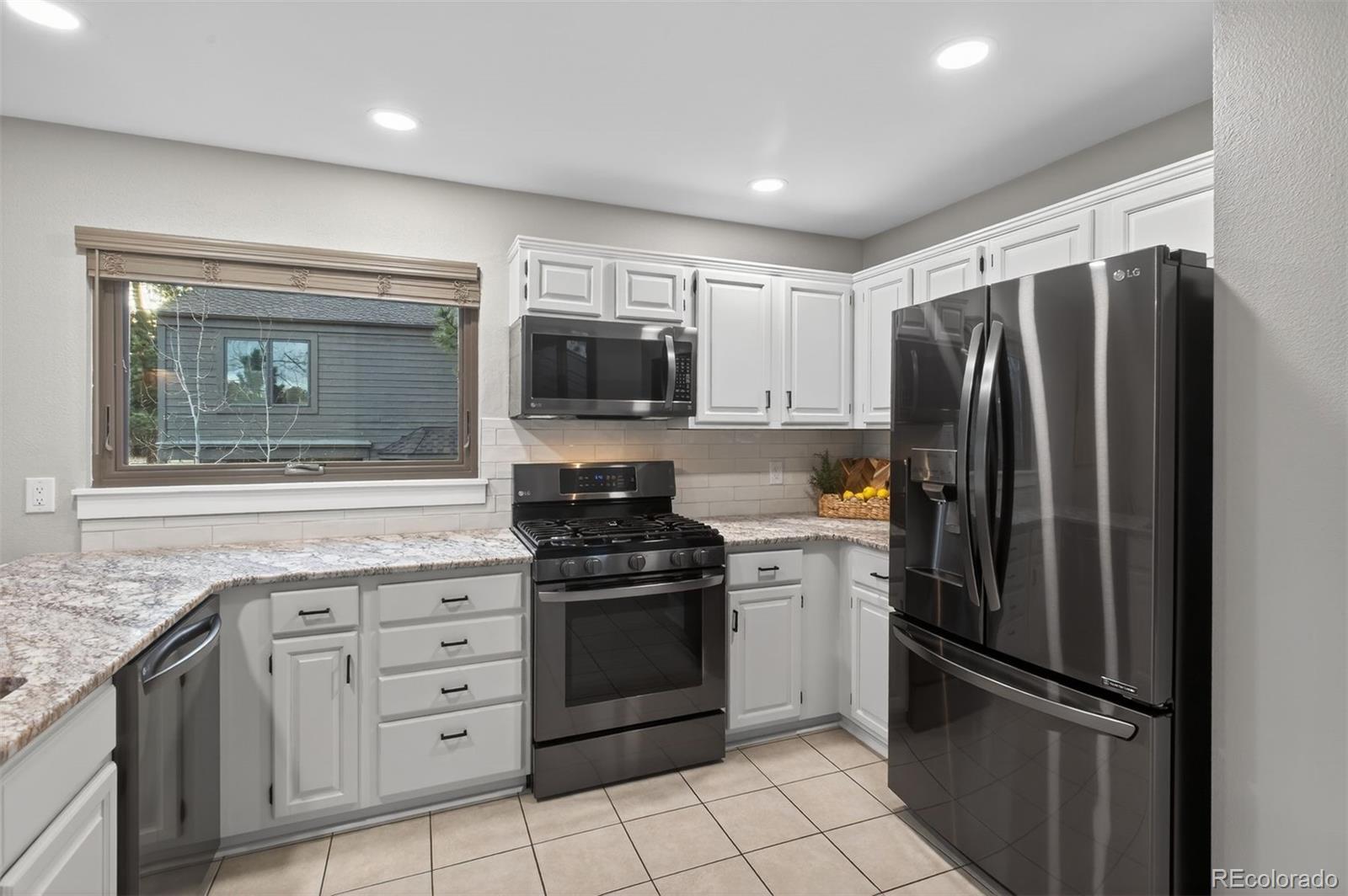 MLS Image #10 for 24174  sumac drive,golden, Colorado