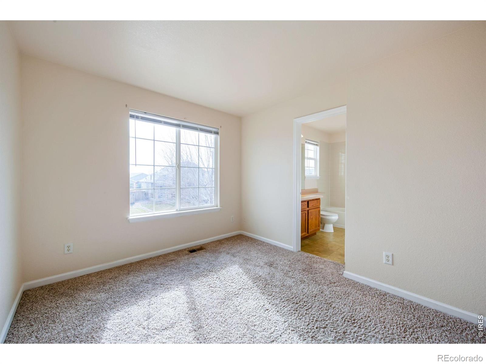 MLS Image #14 for 426  heritage lane,johnstown, Colorado