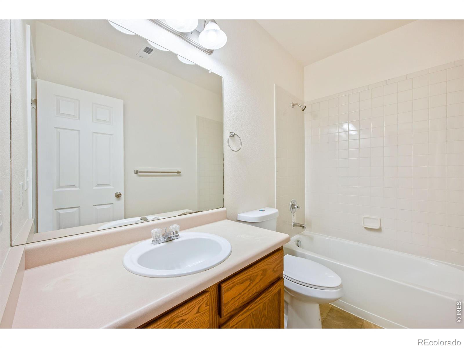 MLS Image #21 for 426  heritage lane,johnstown, Colorado