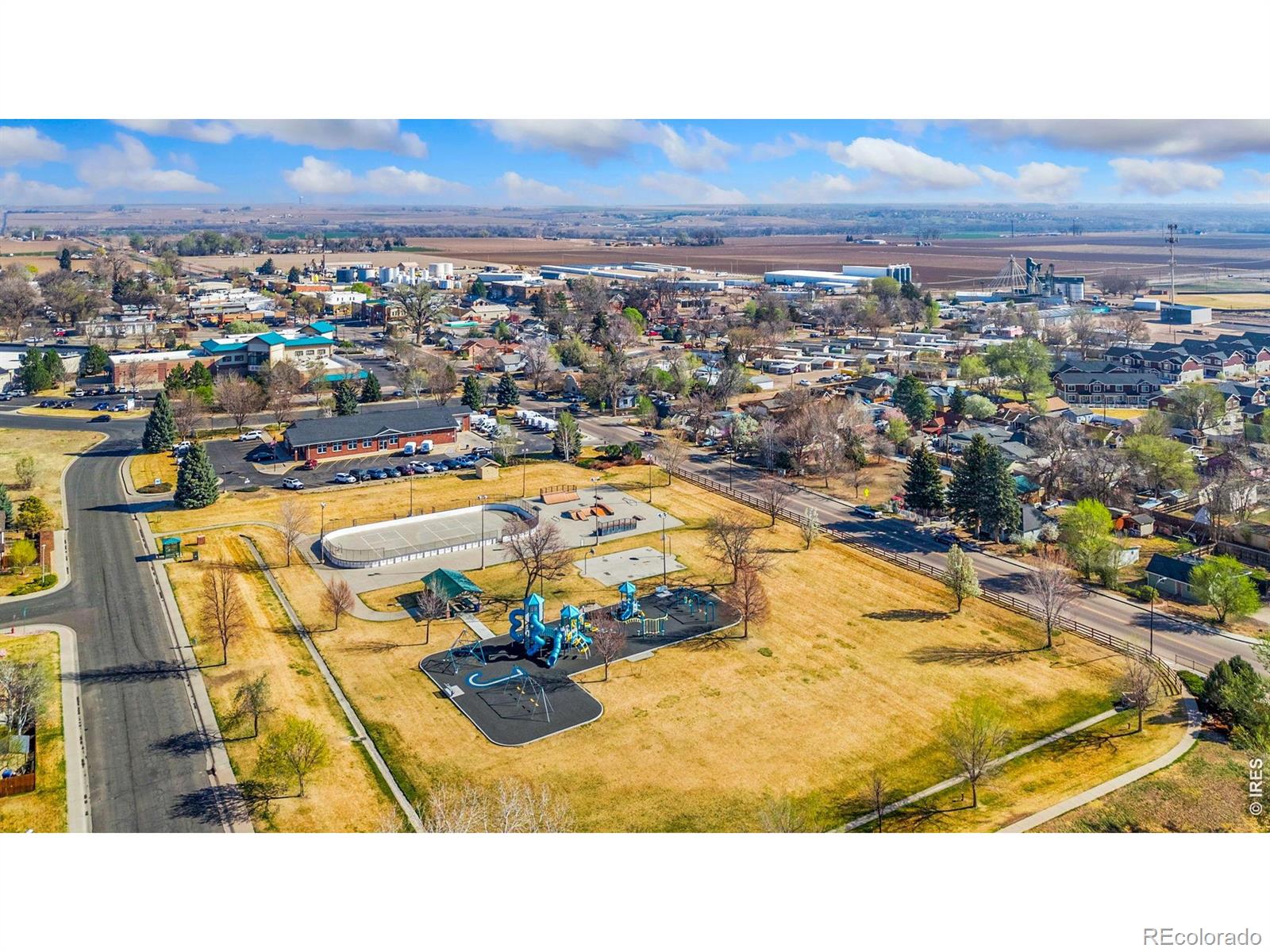 MLS Image #3 for 426  heritage lane,johnstown, Colorado