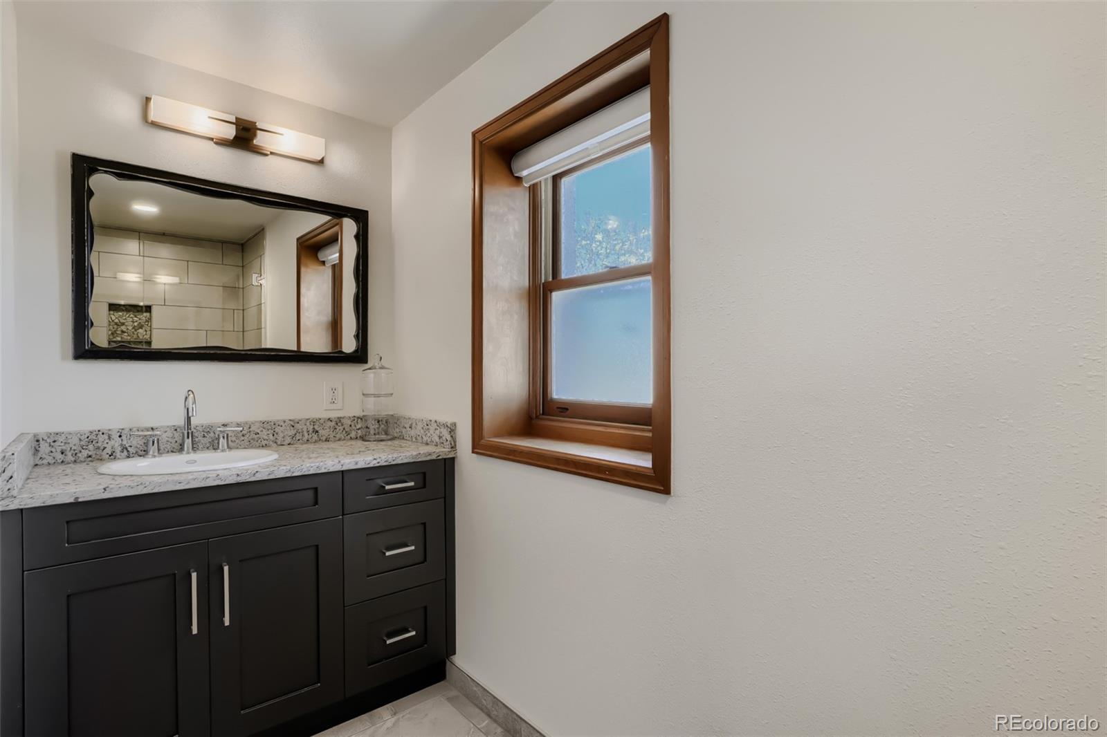 MLS Image #14 for 6690 e colorado drive,denver, Colorado