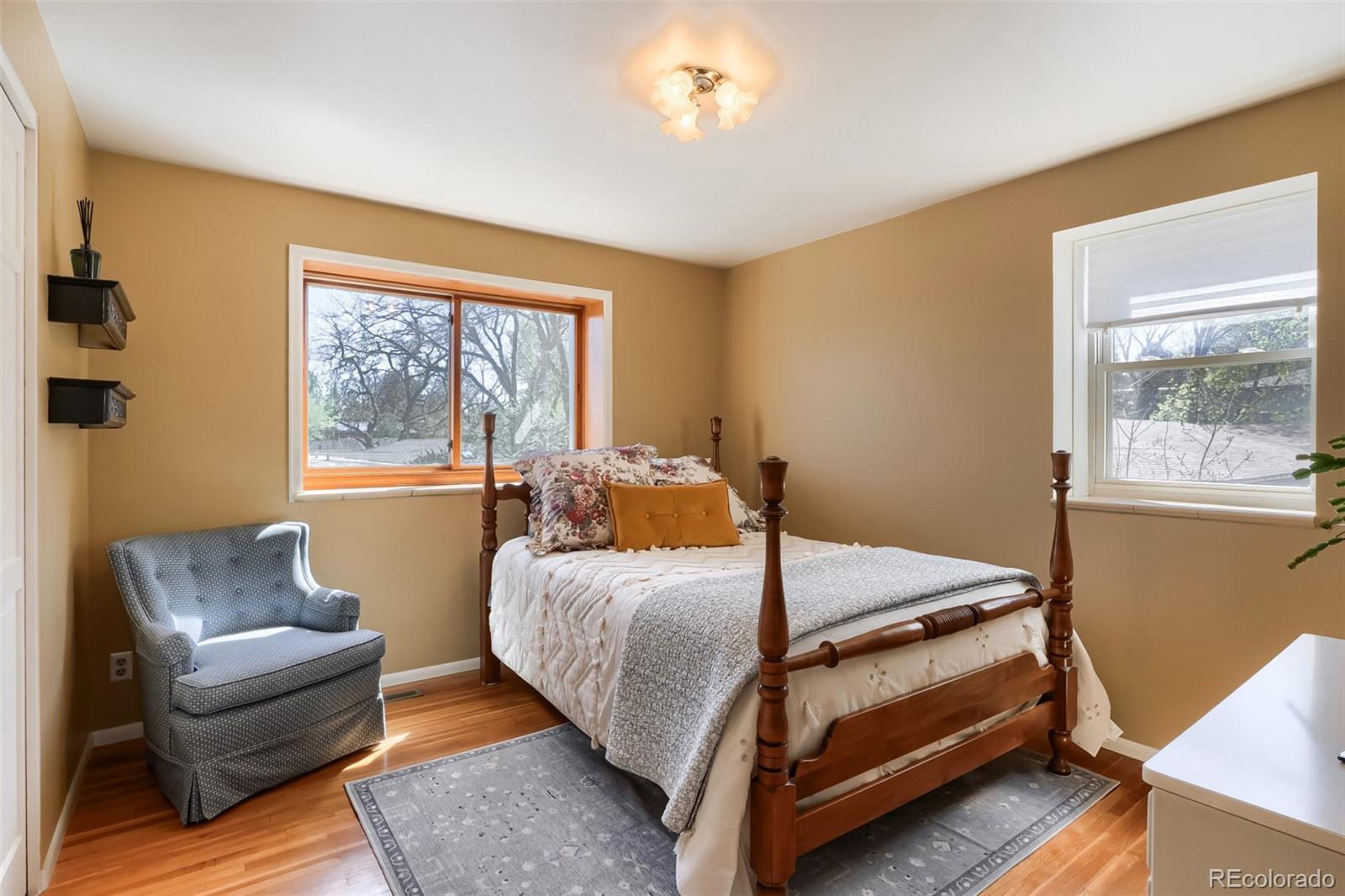 MLS Image #17 for 6690 e colorado drive,denver, Colorado