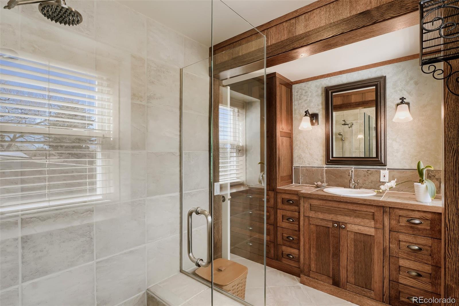 MLS Image #18 for 6690 e colorado drive,denver, Colorado