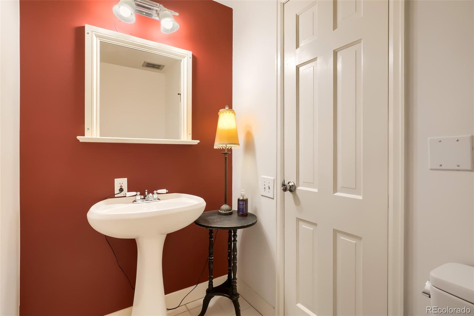 MLS Image #9 for 6690 e colorado drive,denver, Colorado