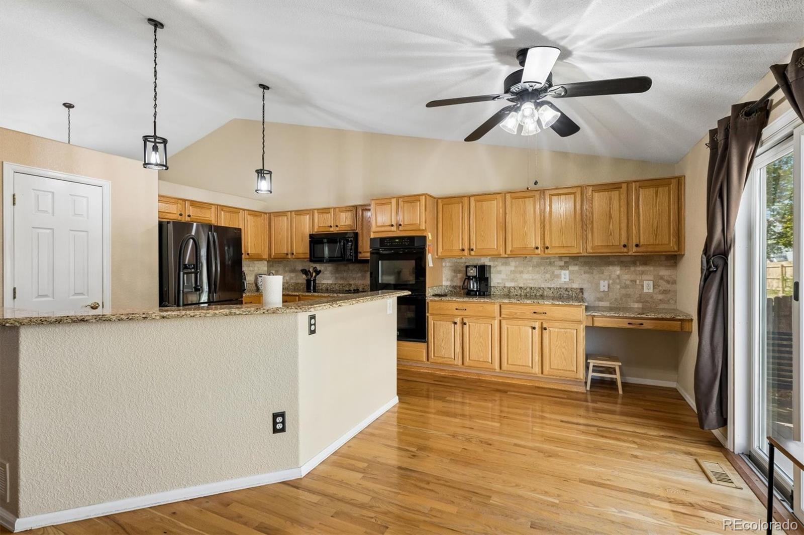 MLS Image #6 for 13897  dahlia street,thornton, Colorado