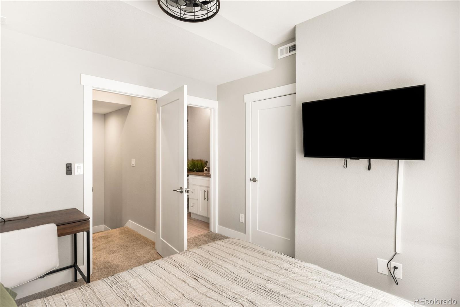 MLS Image #22 for 1525  tennyson street ,denver, Colorado