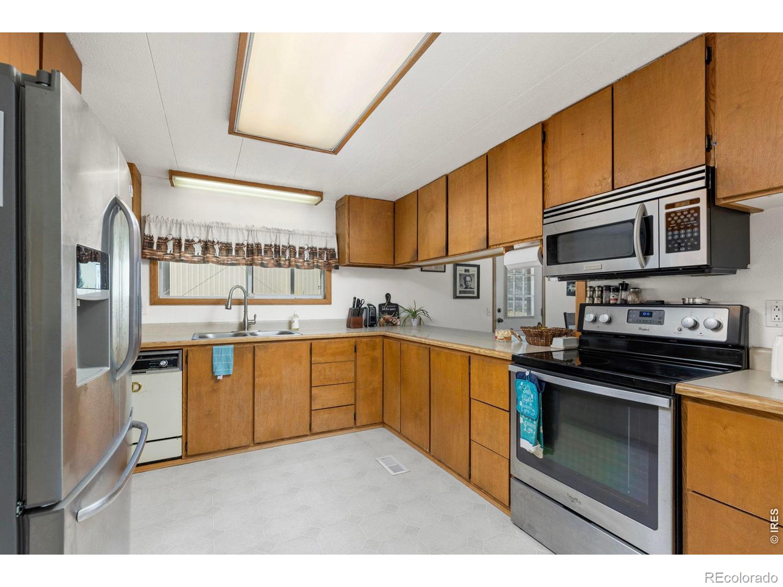 MLS Image #7 for 1912  timberline lane,fort collins, Colorado