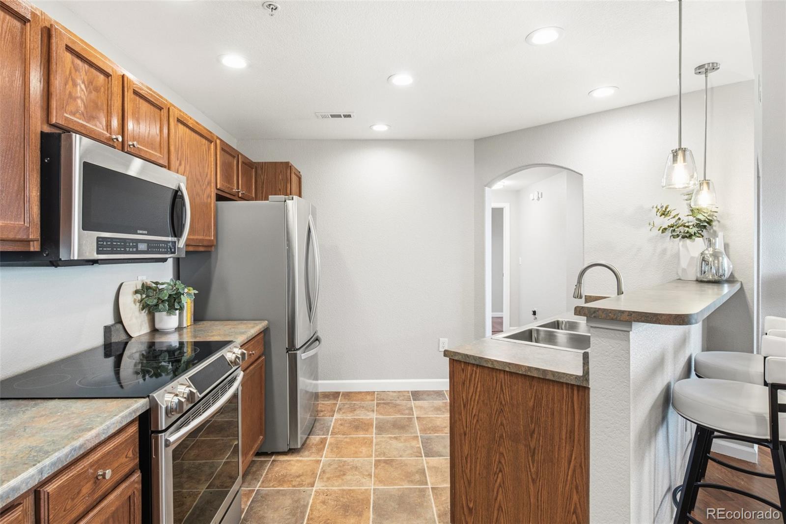 MLS Image #25 for 5735 n genoa way 306,aurora, Colorado