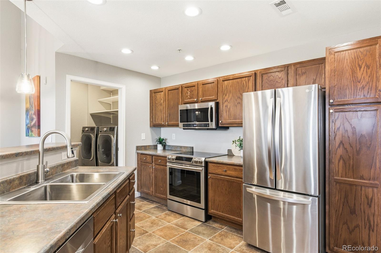 MLS Image #27 for 5735 n genoa way 306,aurora, Colorado