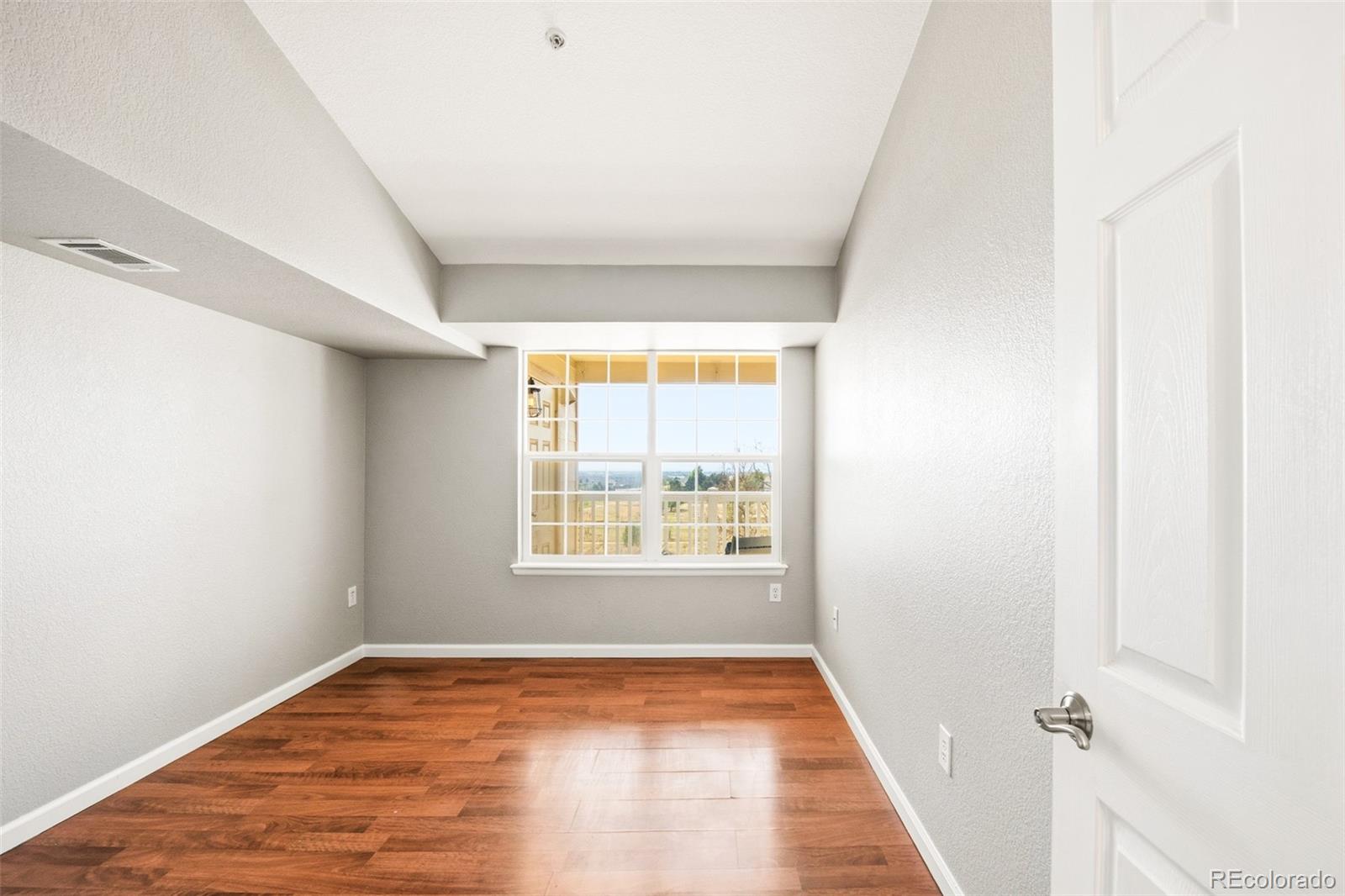 MLS Image #35 for 5735 n genoa way 306,aurora, Colorado