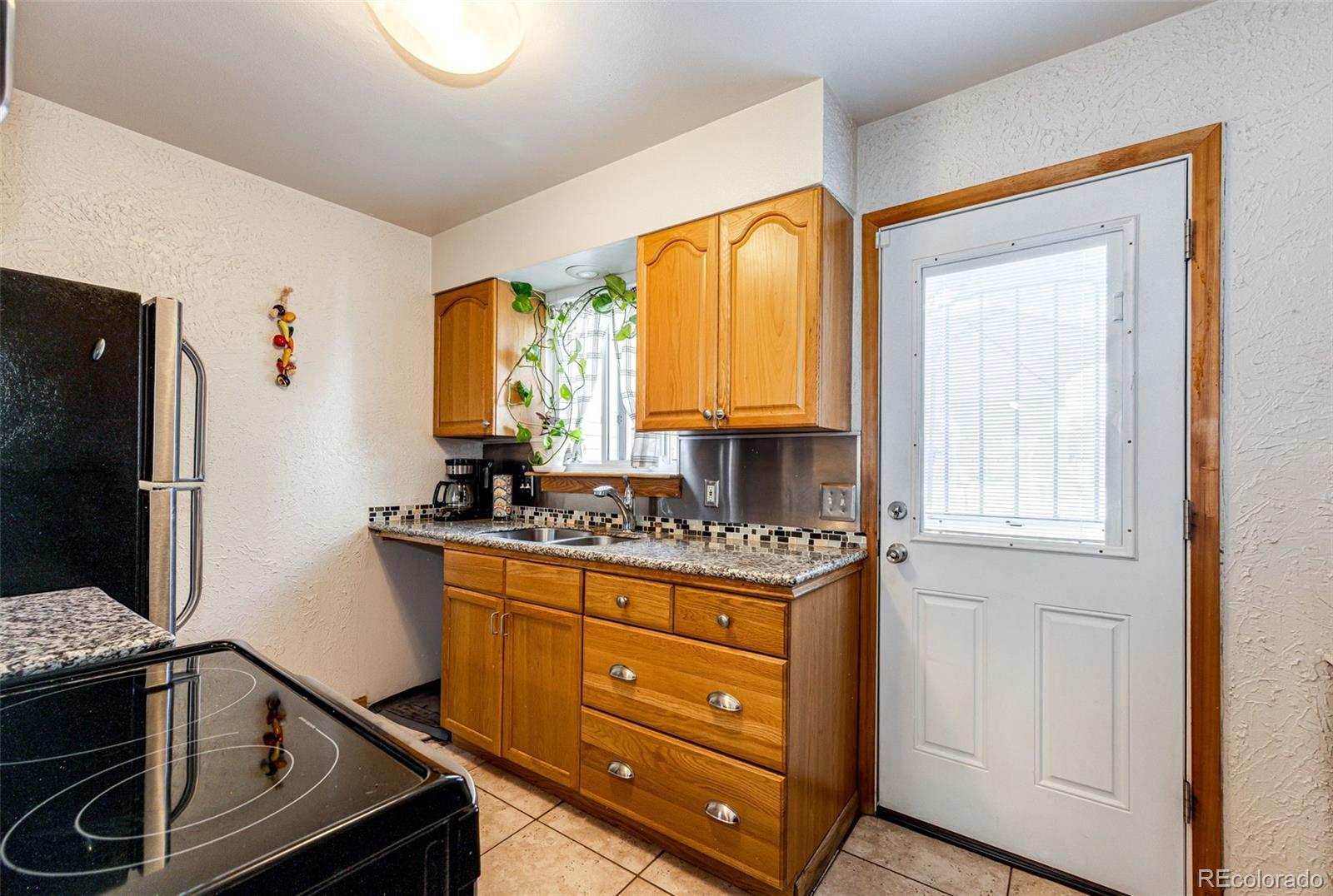 MLS Image #11 for 2285 s jasper way,aurora, Colorado