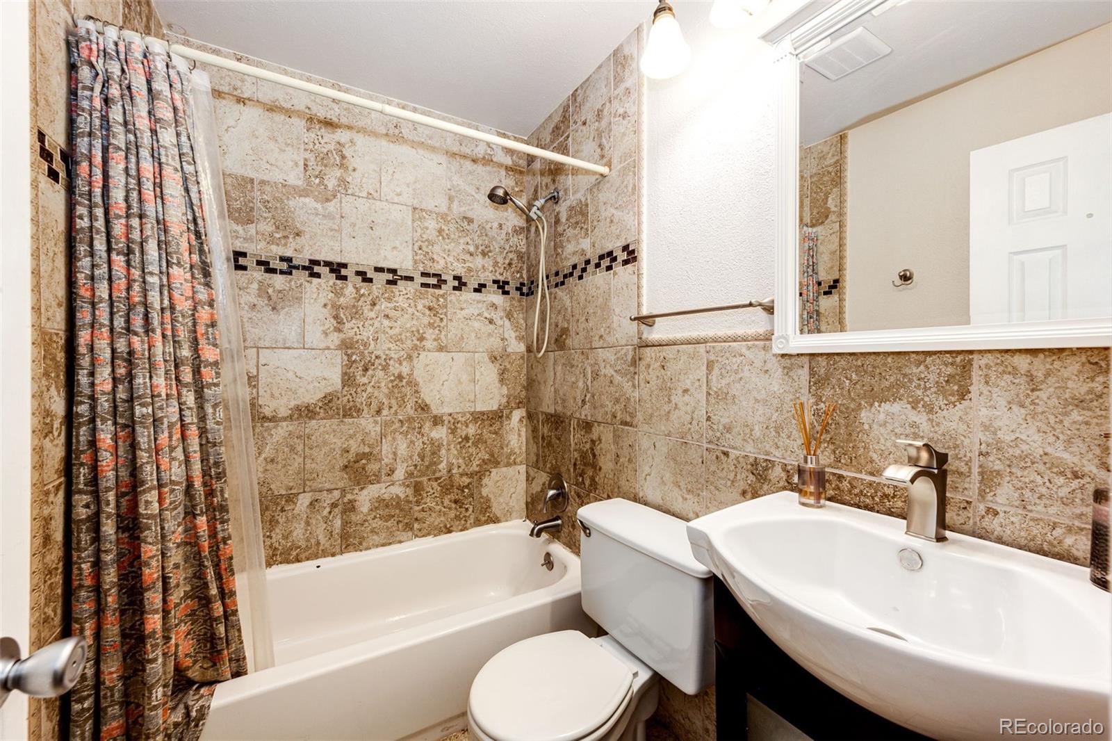 MLS Image #19 for 2285 s jasper way,aurora, Colorado