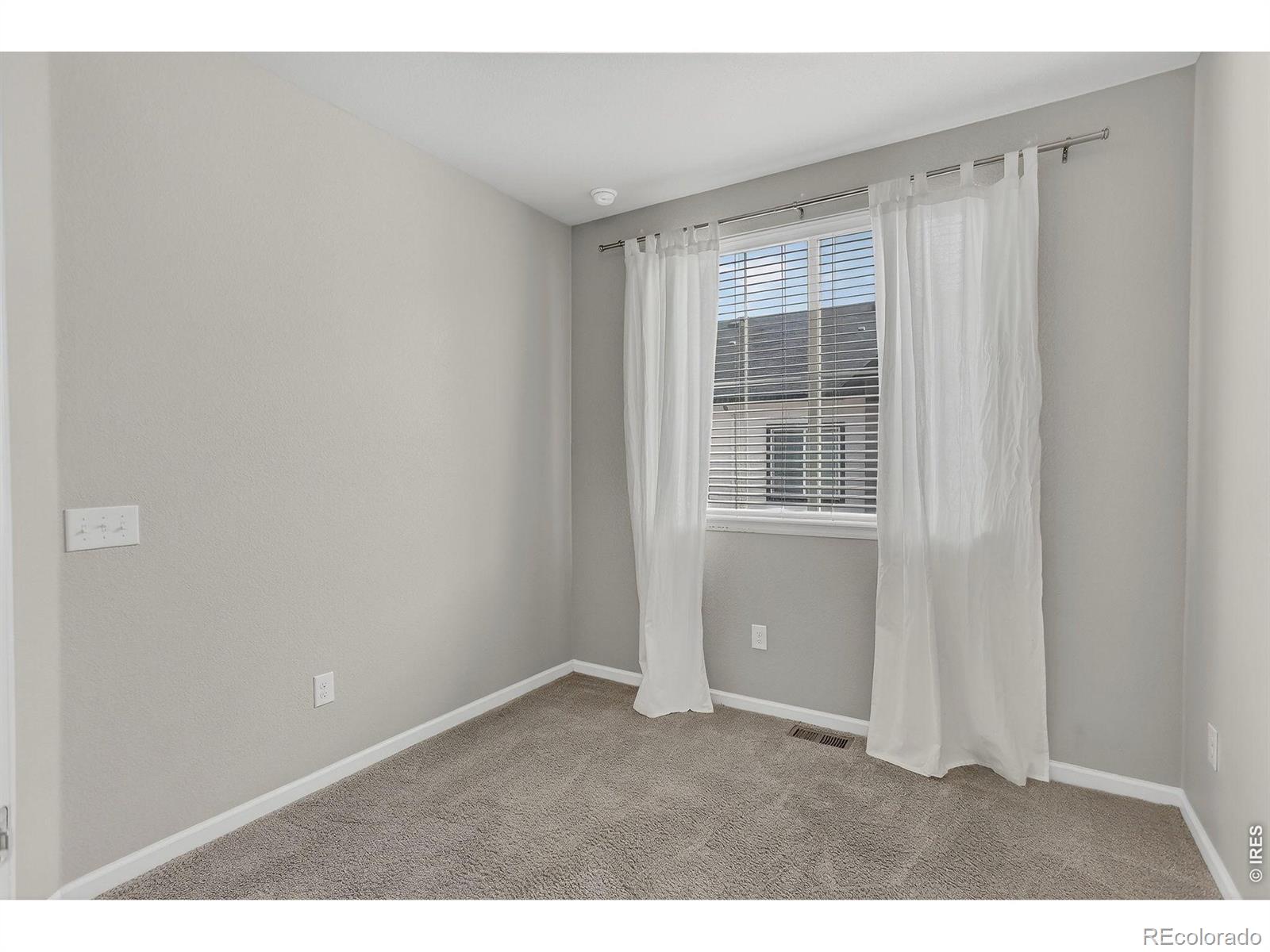 MLS Image #17 for 9251  garnett way,arvada, Colorado