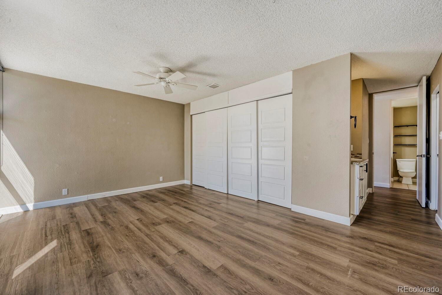 MLS Image #16 for 2500 s york street,denver, Colorado