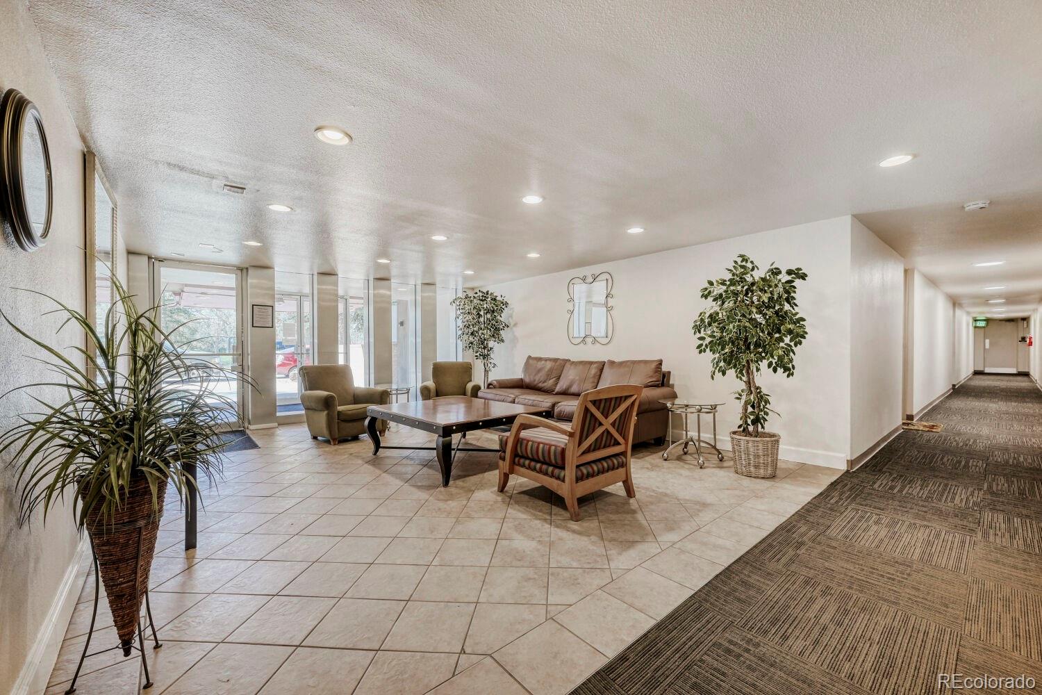 MLS Image #27 for 2500 s york street,denver, Colorado