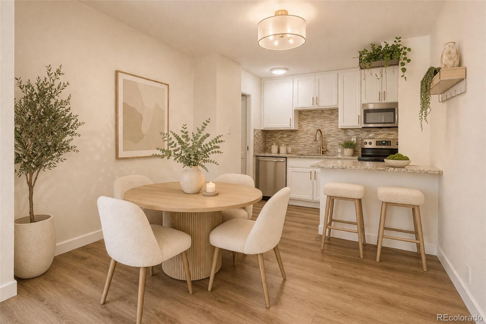 MLS Image #7 for 2500 s york street,denver, Colorado