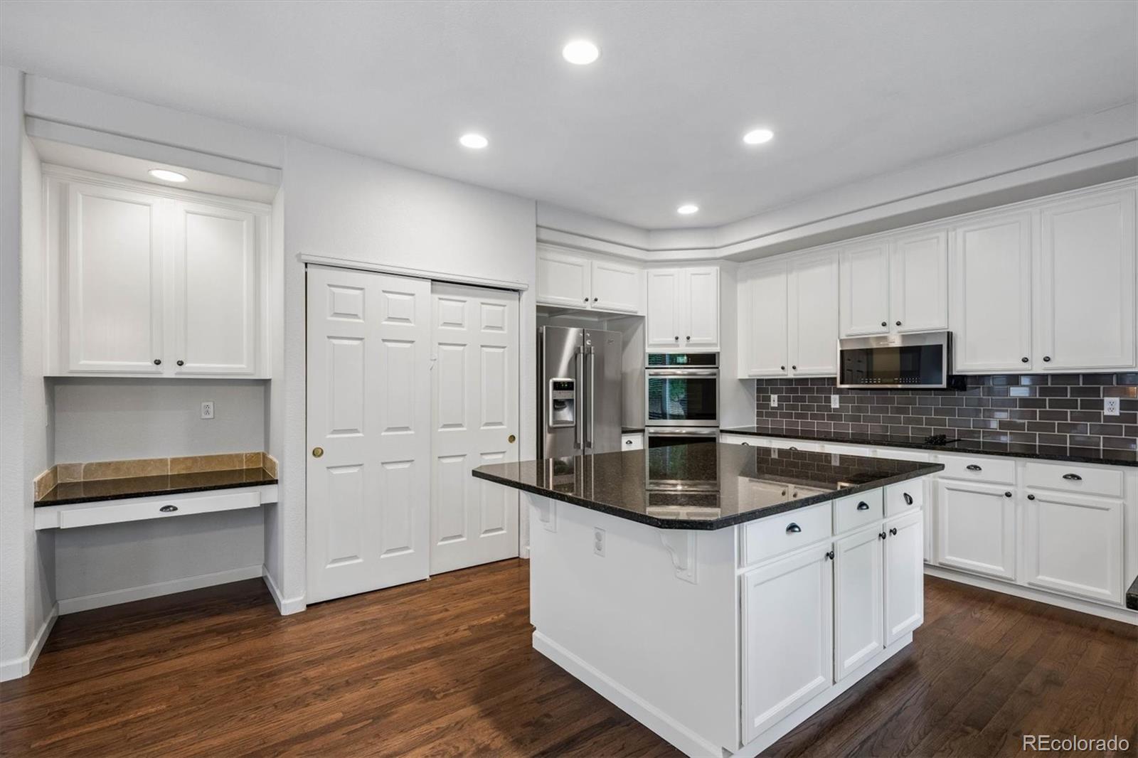 MLS Image #6 for 9853  cypress point circle,lone tree, Colorado