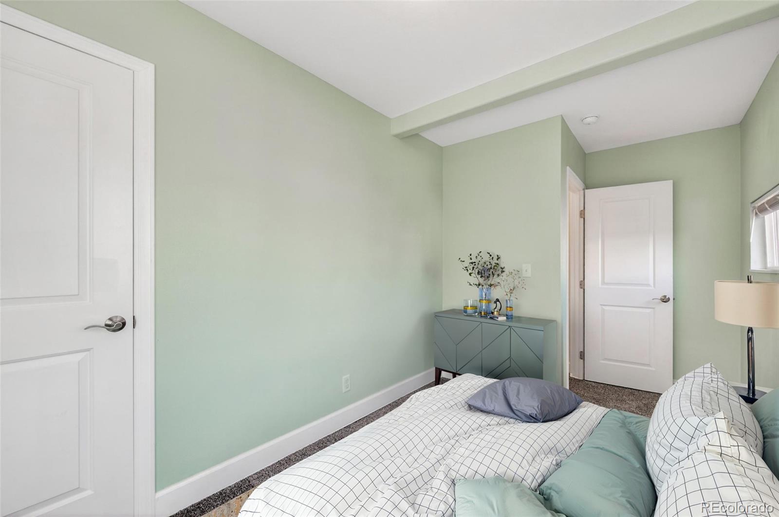 MLS Image #18 for 3262 s logan street,englewood, Colorado