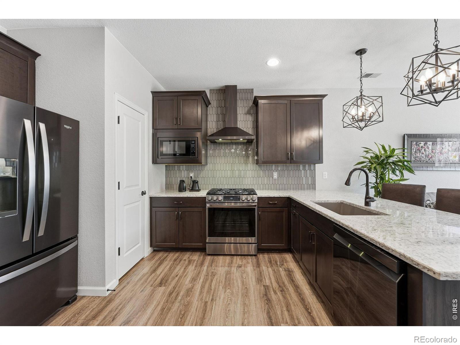 MLS Image #7 for 728  stonebridge drive,longmont, Colorado