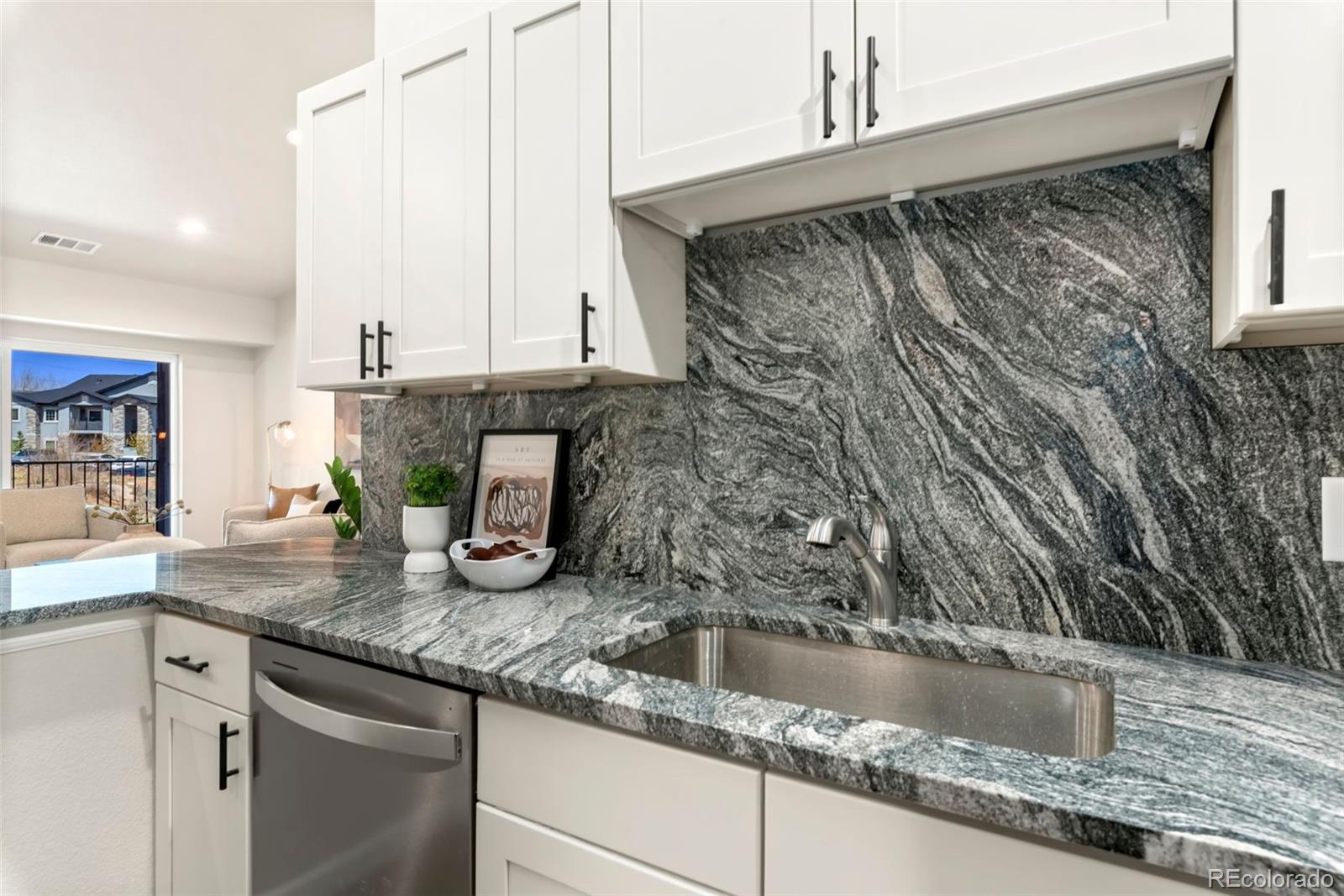 MLS Image #16 for 875 e 78th avenue,denver, Colorado