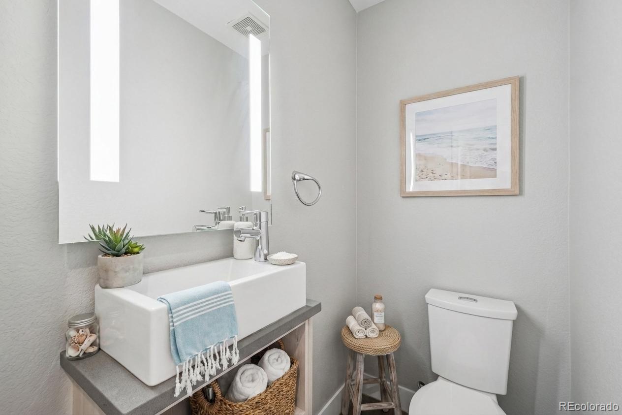 MLS Image #15 for 558  madison street,denver, Colorado
