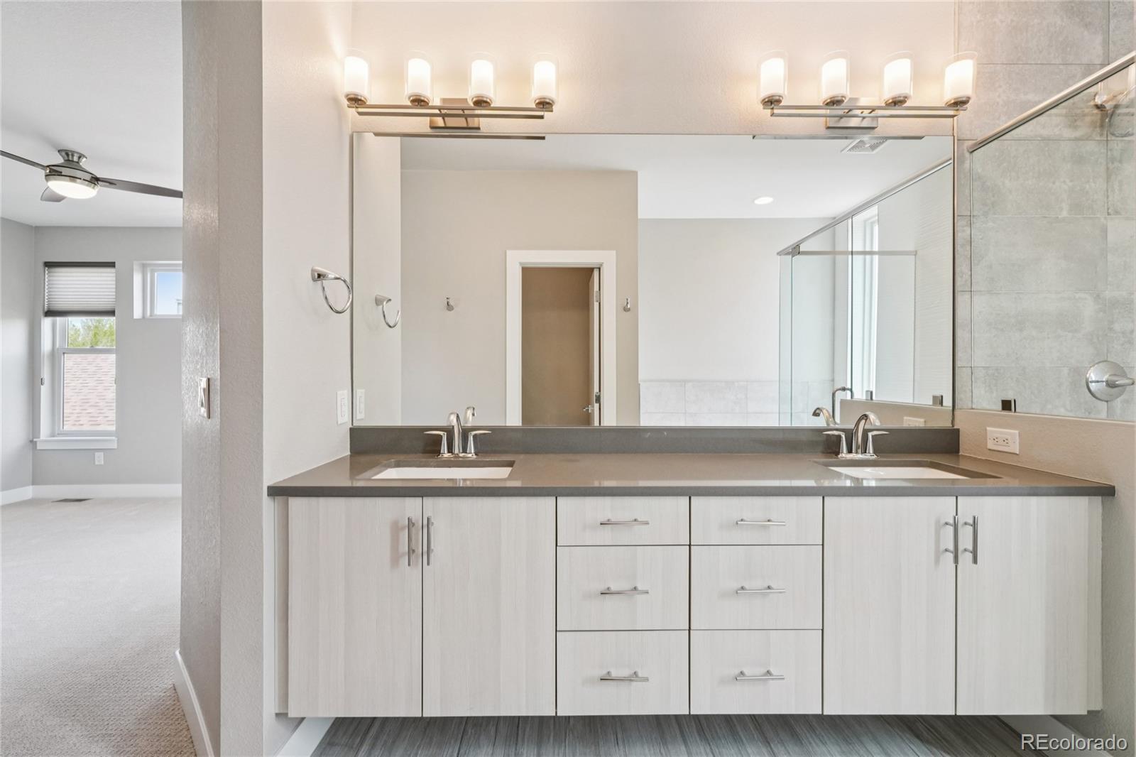MLS Image #28 for 558  madison street,denver, Colorado