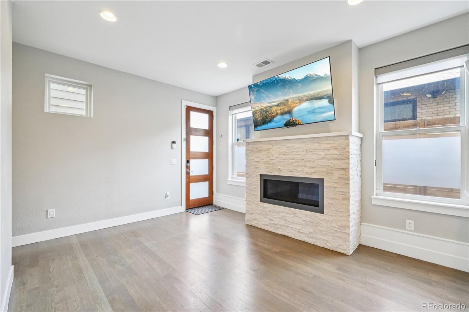 MLS Image #34 for 558  madison street,denver, Colorado