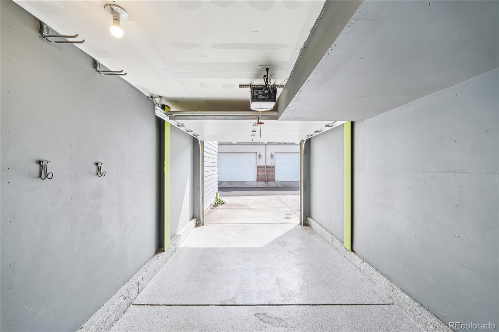 MLS Image #38 for 558  madison street,denver, Colorado