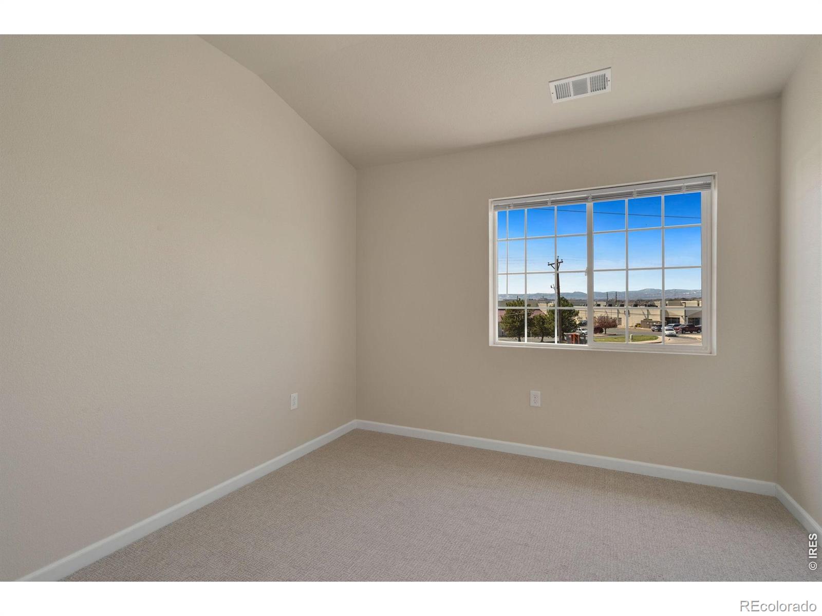 MLS Image #13 for 875 e 78th avenue,denver, Colorado