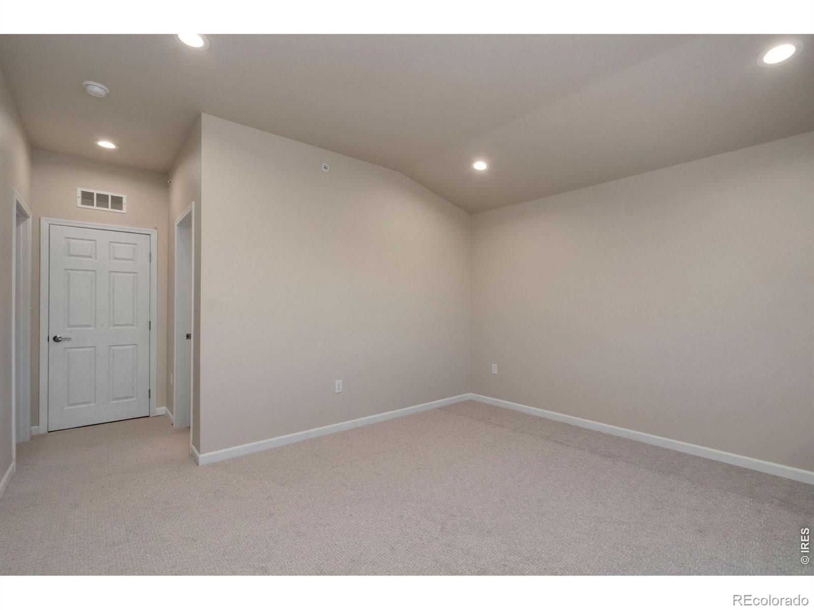 MLS Image #14 for 875 e 78th avenue,denver, Colorado