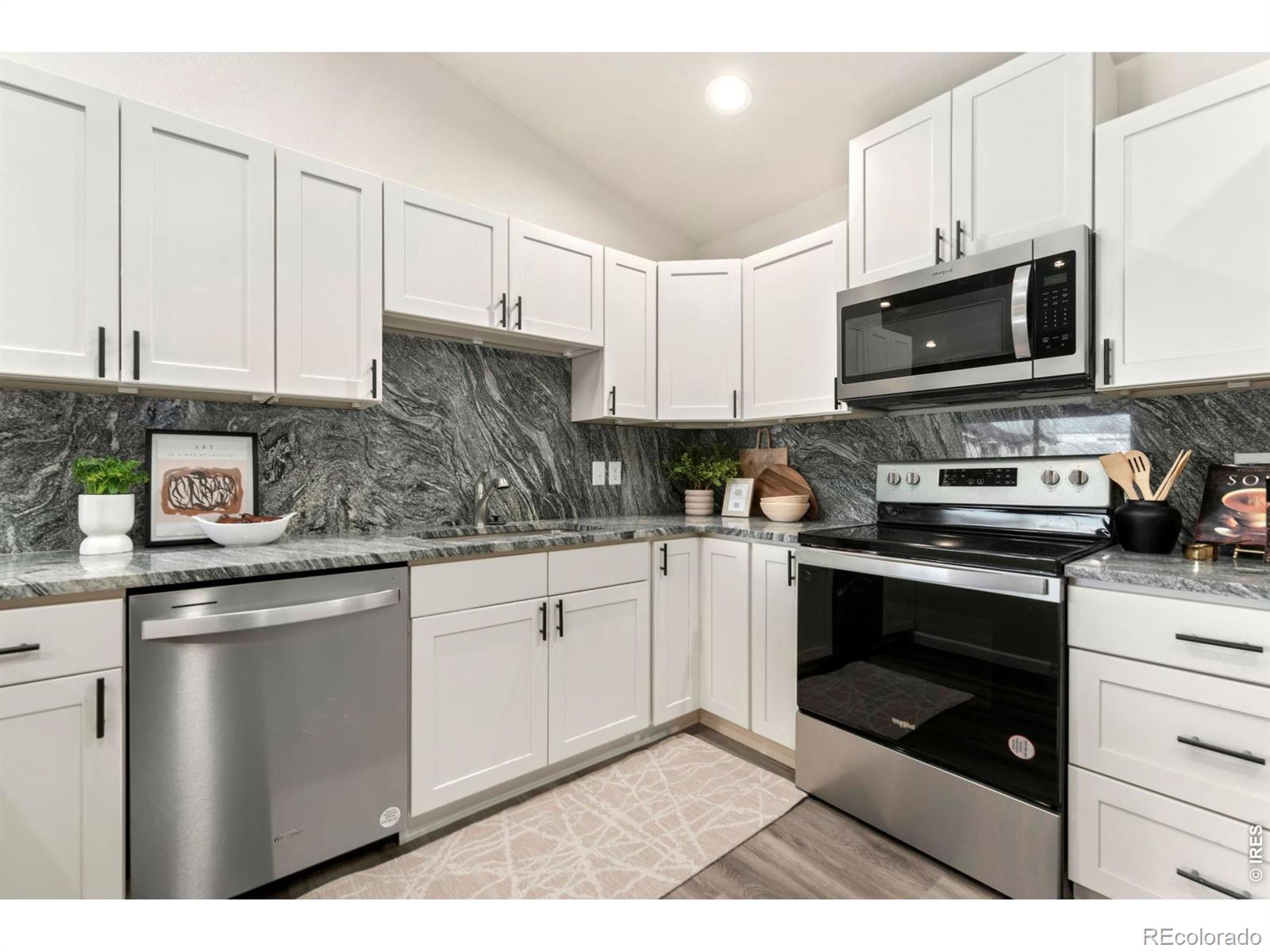 MLS Image #15 for 875 e 78th avenue 71,denver, Colorado