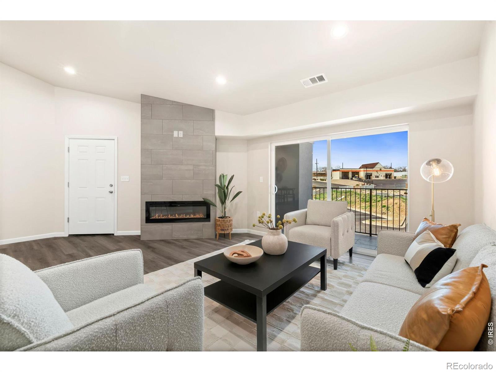 MLS Image #8 for 875 e 78th avenue 71,denver, Colorado