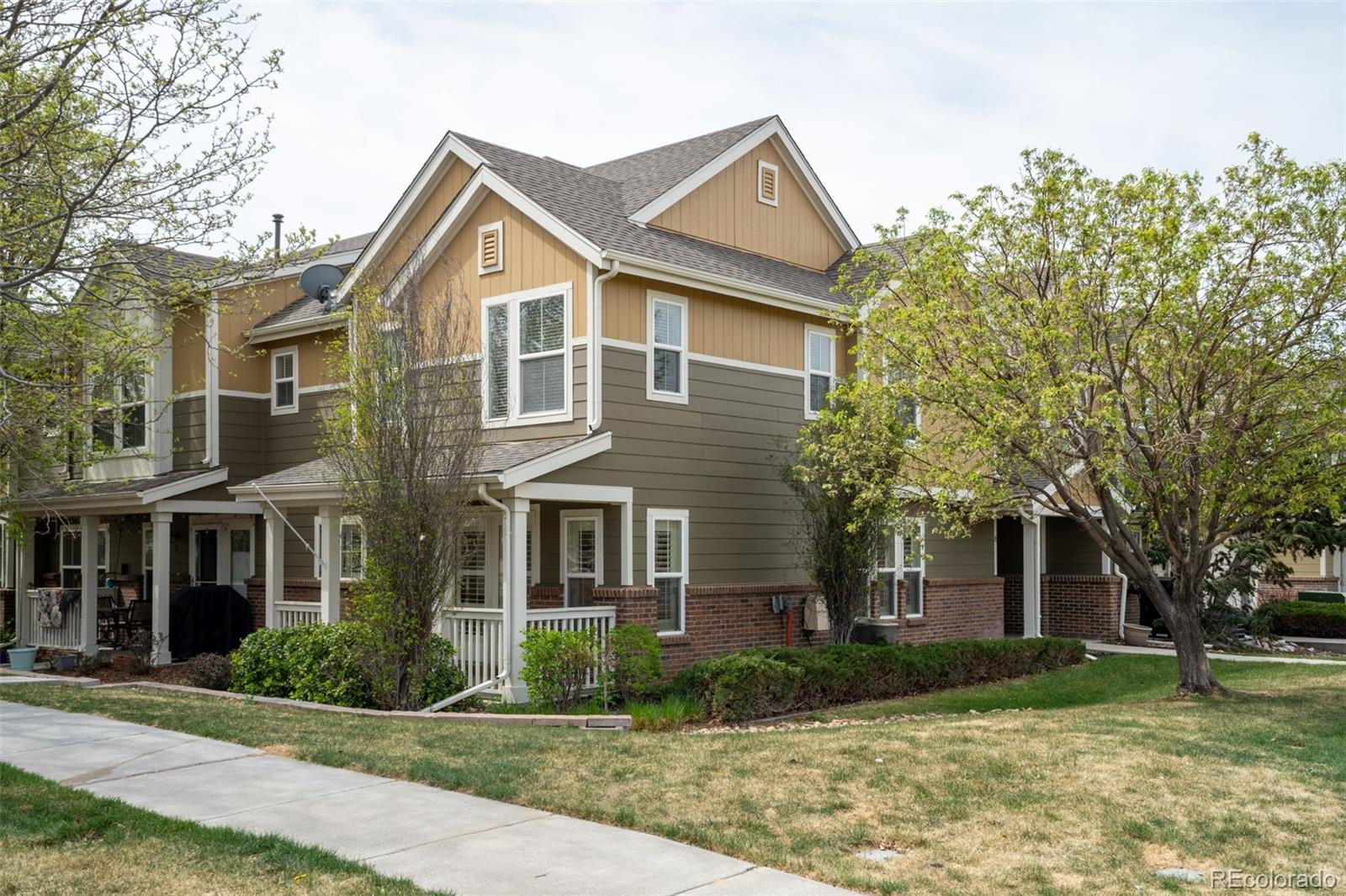 MLS Image #0 for 11899  oak hill way,commerce city, Colorado