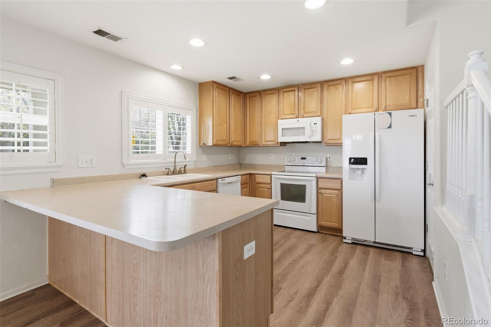 MLS Image #14 for 11899  oak hill way,commerce city, Colorado