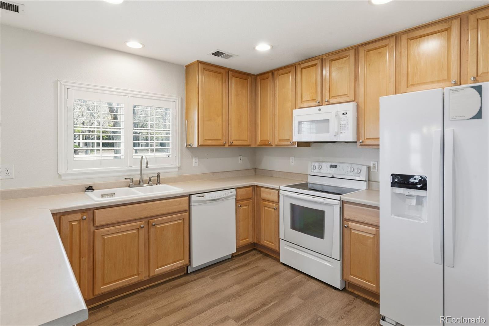 MLS Image #16 for 11899  oak hill way,commerce city, Colorado