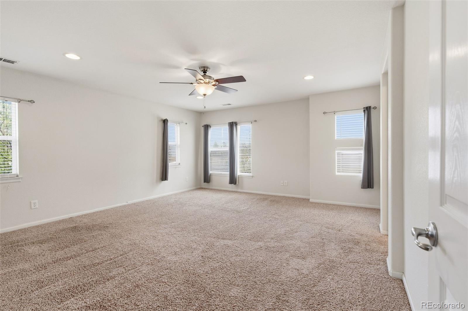 MLS Image #21 for 11899  oak hill way,commerce city, Colorado