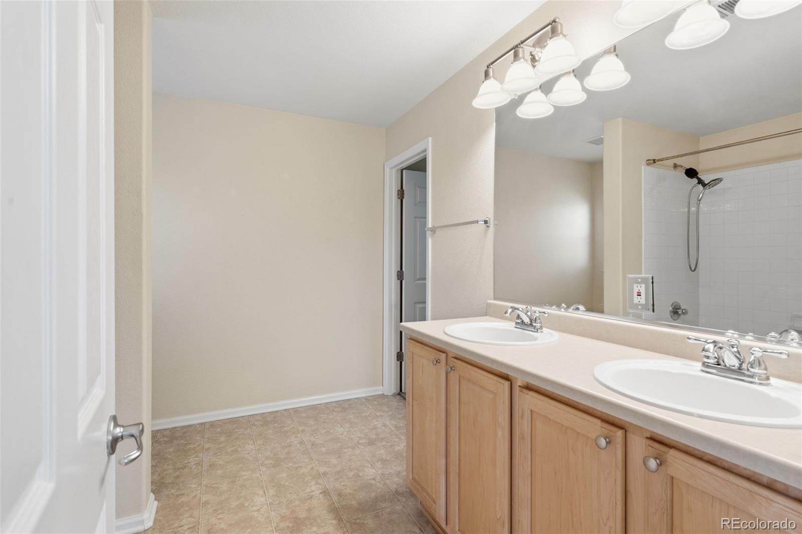 MLS Image #25 for 11899  oak hill way,commerce city, Colorado