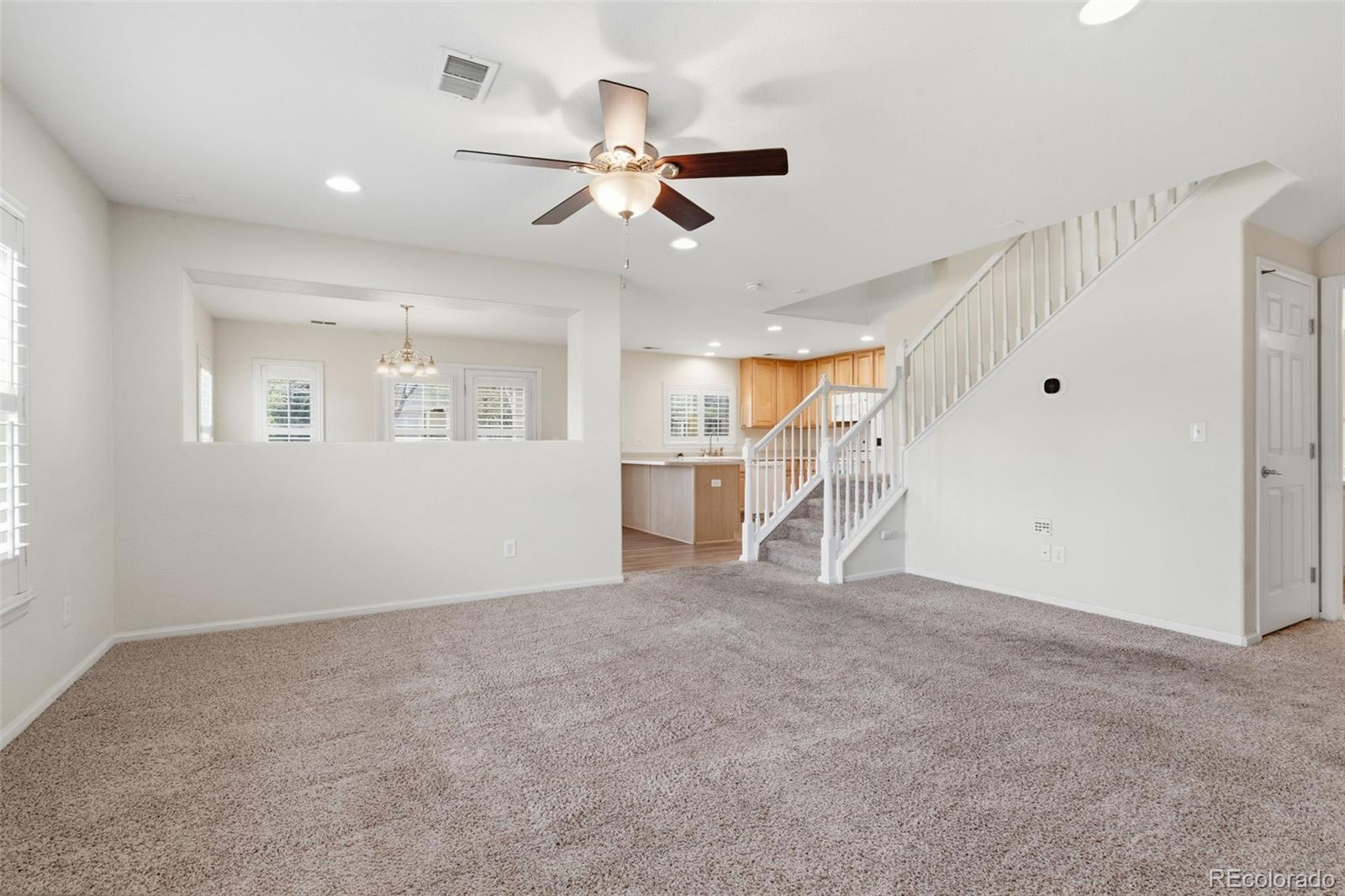 MLS Image #4 for 11899  oak hill way,commerce city, Colorado