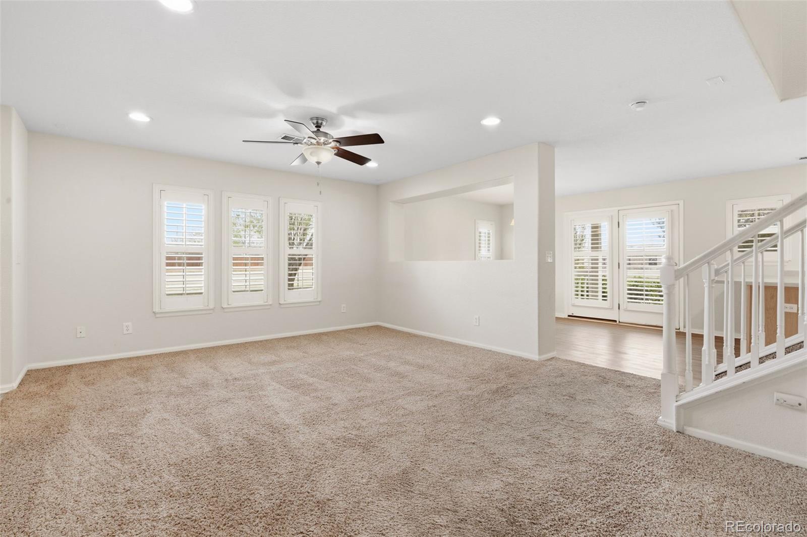MLS Image #6 for 11899  oak hill way,commerce city, Colorado