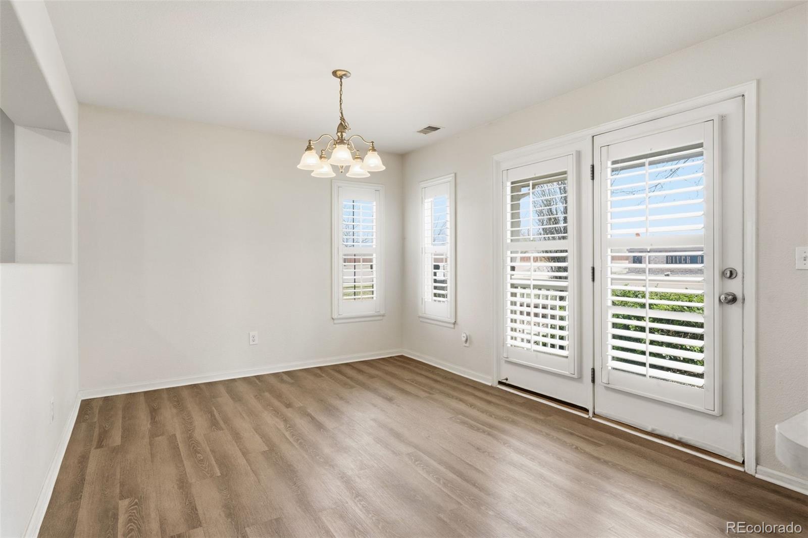 MLS Image #9 for 11899  oak hill way,commerce city, Colorado