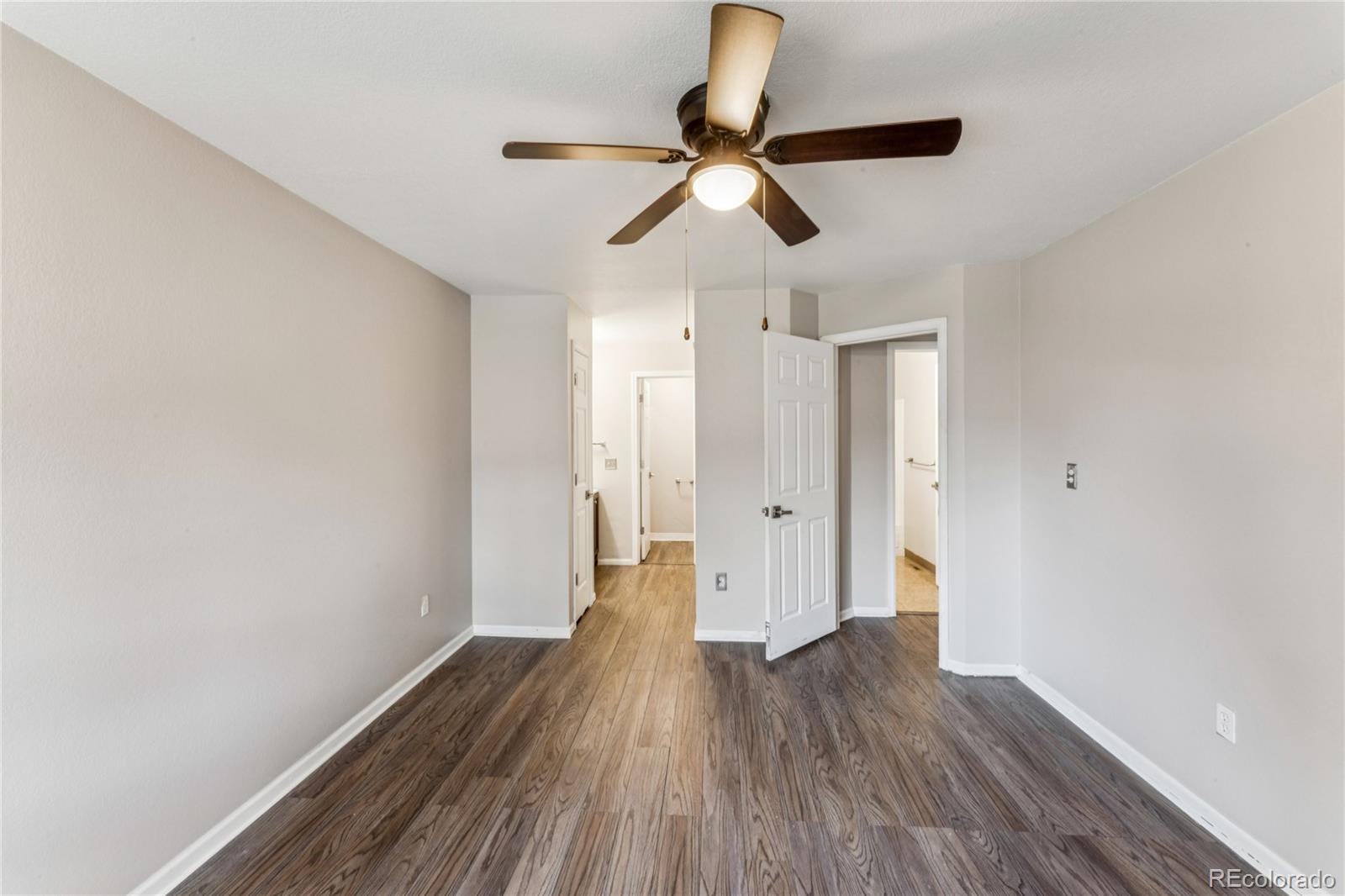 MLS Image #16 for 2181 s troy way,aurora, Colorado