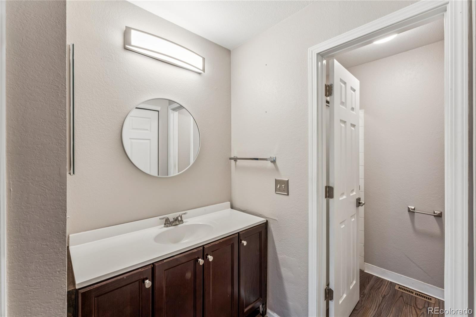 MLS Image #17 for 2181 s troy way,aurora, Colorado