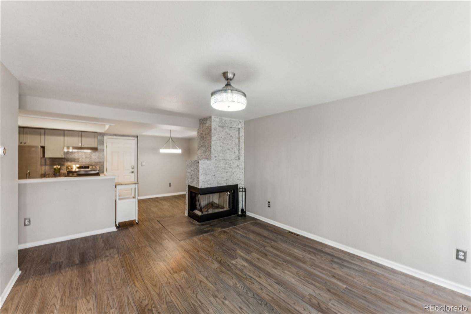 MLS Image #5 for 2181 s troy way,aurora, Colorado