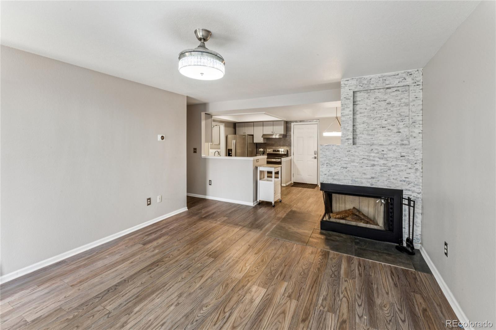 MLS Image #7 for 2181 s troy way,aurora, Colorado