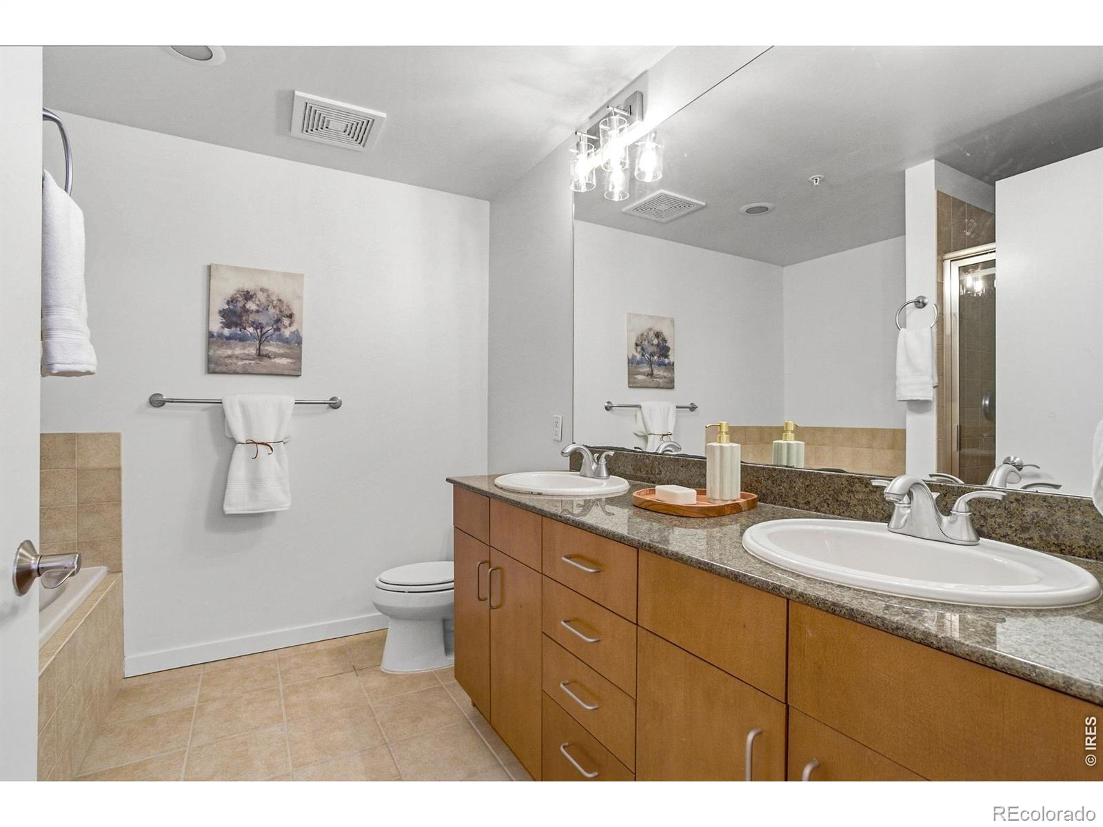 MLS Image #13 for 3701  arapahoe avenue,boulder, Colorado